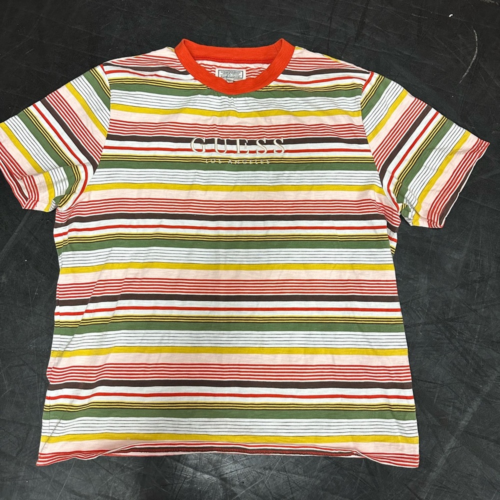 Guess Spellout t shirt